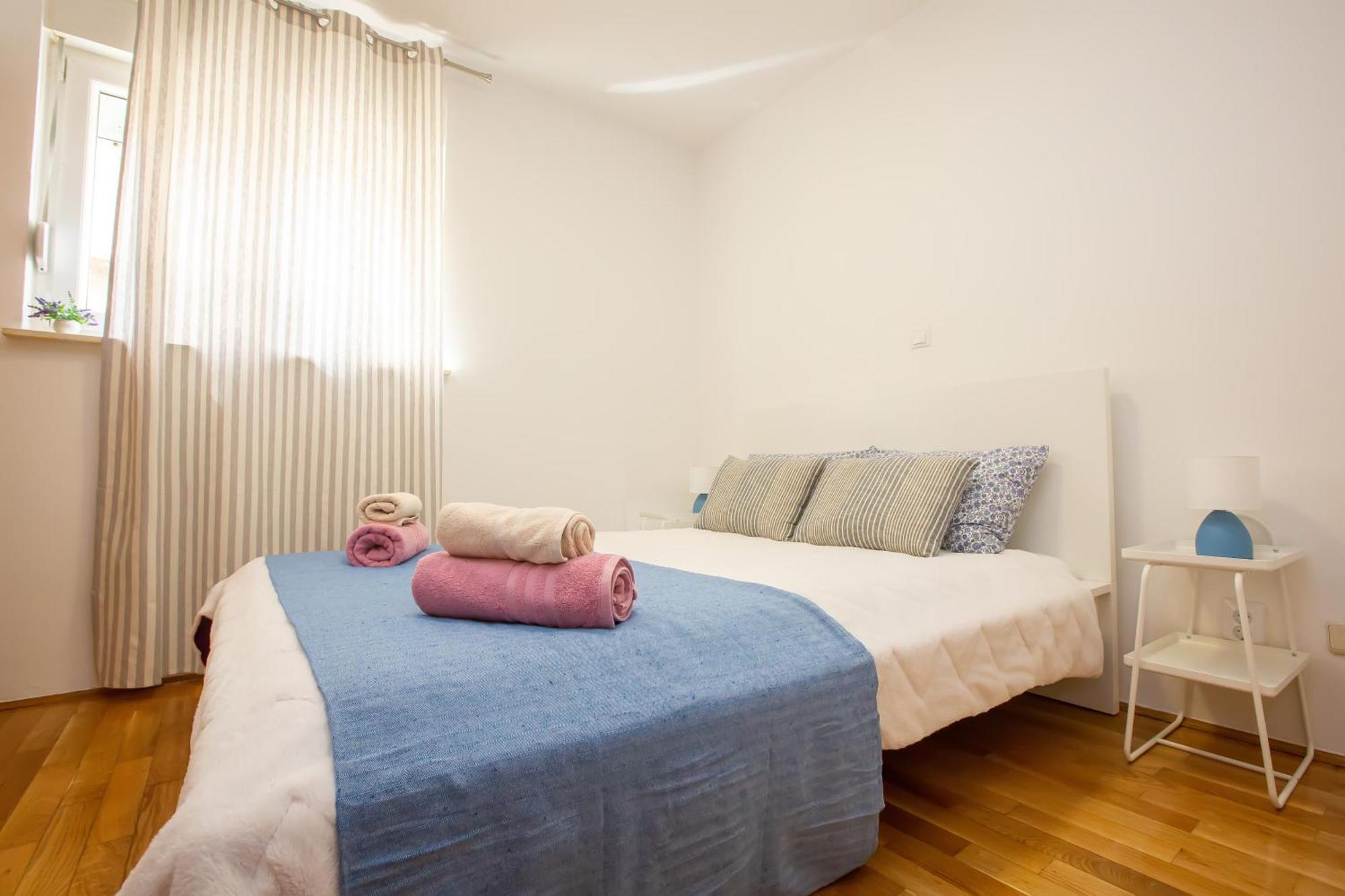 Kimi Apartment